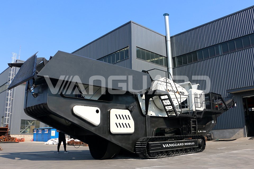 crawler type mobile crushing plant, mobile crusher for River stone, Vanguard Machinery